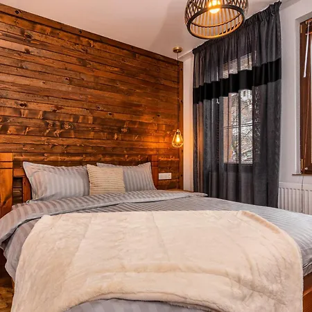 арт къща лъка